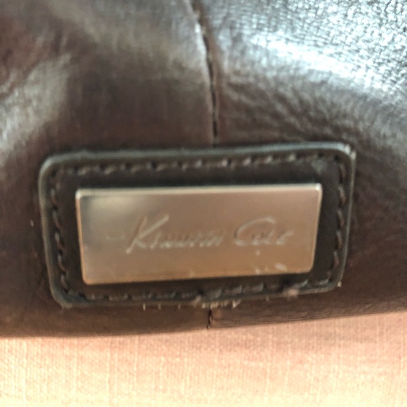 Kenneth Cole Leather Duffle Bag - Picture 6 of 6
